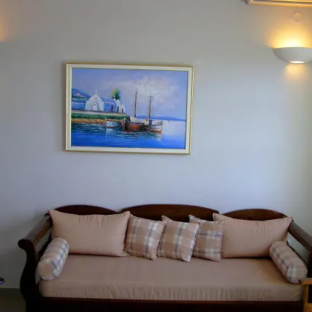 Lägenhetshotell Elena & 3*