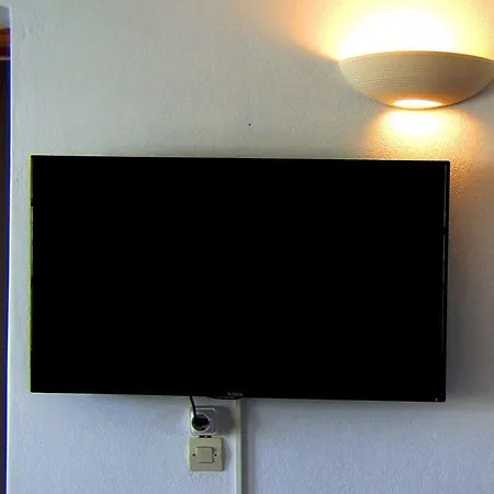 Elena & Lägenhetshotell