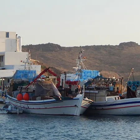 Lägenhetshotell Elena & 3*