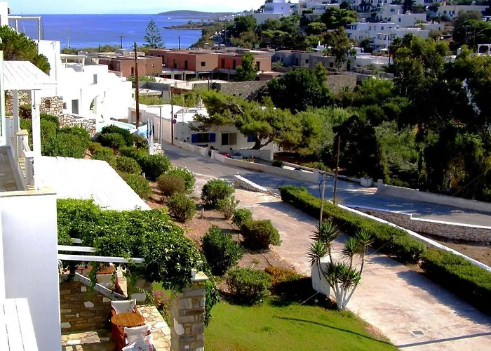 Elena & 3* Piso Livadi