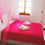 Elena & Aparthotel 3*