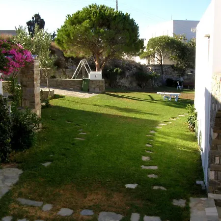 Elena & شقة فندقية