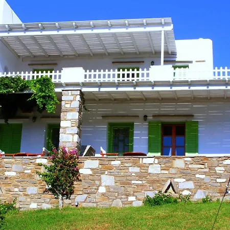 شقة فندقية Elena & 3*