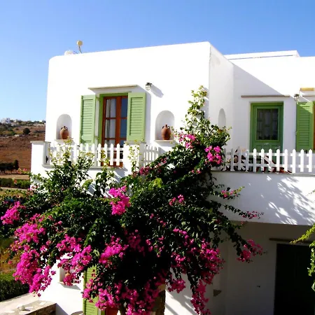 Elena & شقة فندقية