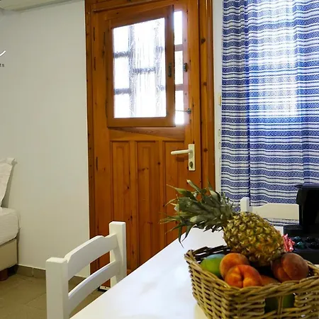 Elena & Aparthotel Piso Livadi