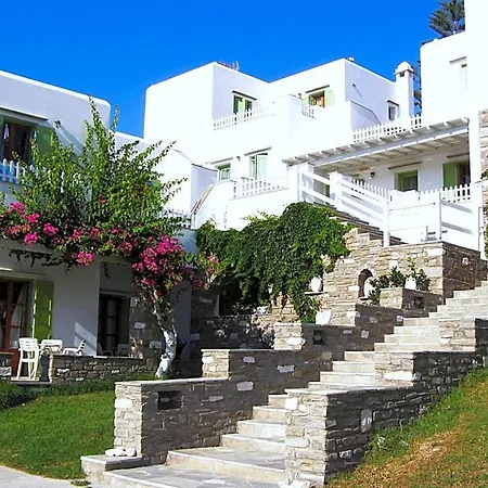 Elena & Aparthotel 3*
