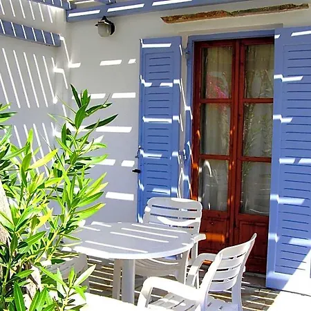 Aparthotel Elena &