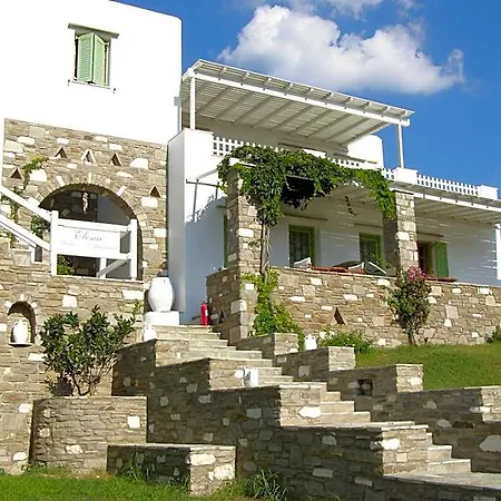 Aparthotel Elena & 3*
