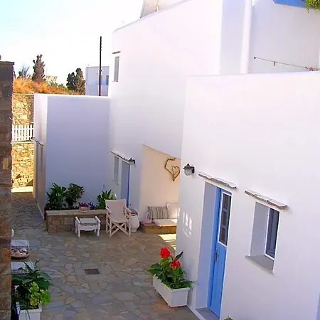 Elena & Aparthotel Piso Livadi