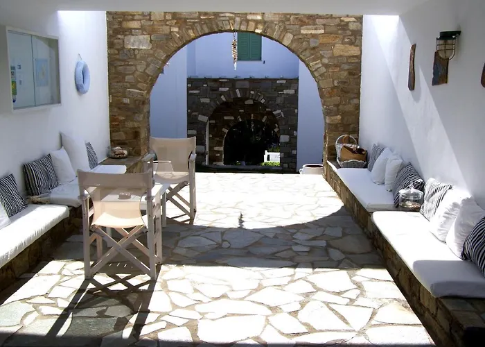 Elena & Aparthotel Piso Livadi