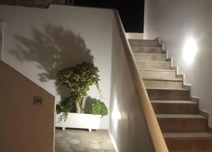 Elena & Aparthotel Piso Livadi