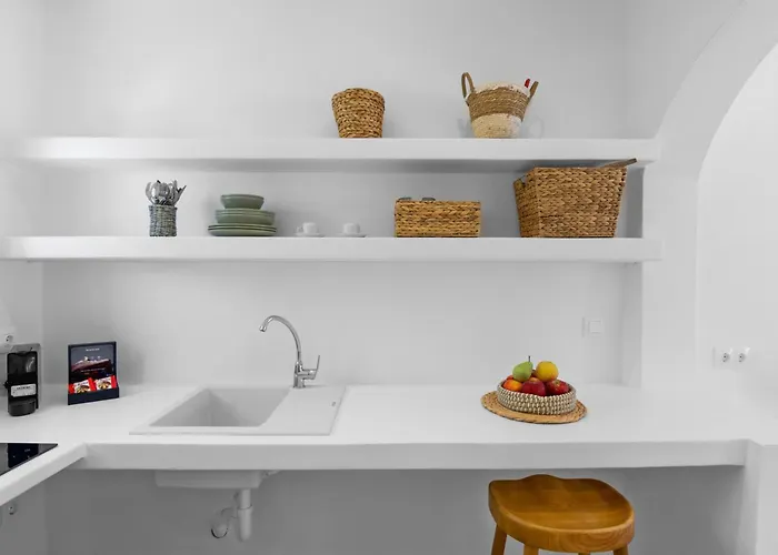 Aparthotel Elena & Piso Livadi