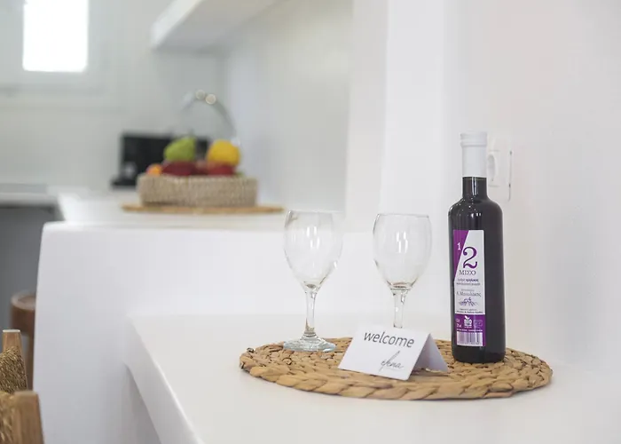 Elena & Aparthotel 3*