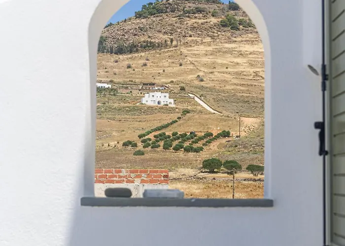 Elena & Aparthotel 3*